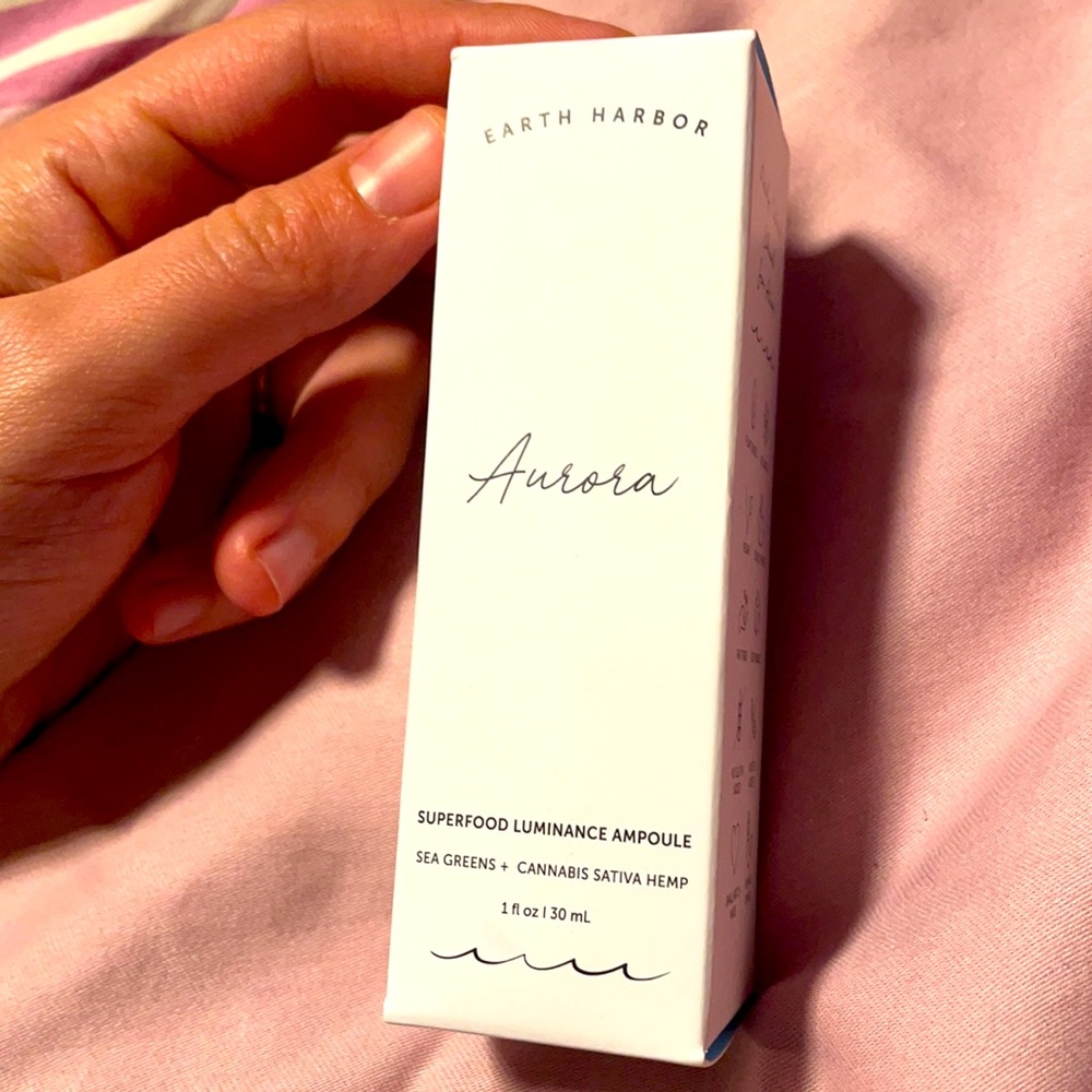 Earth harbor aurora superfood luminance ampoule